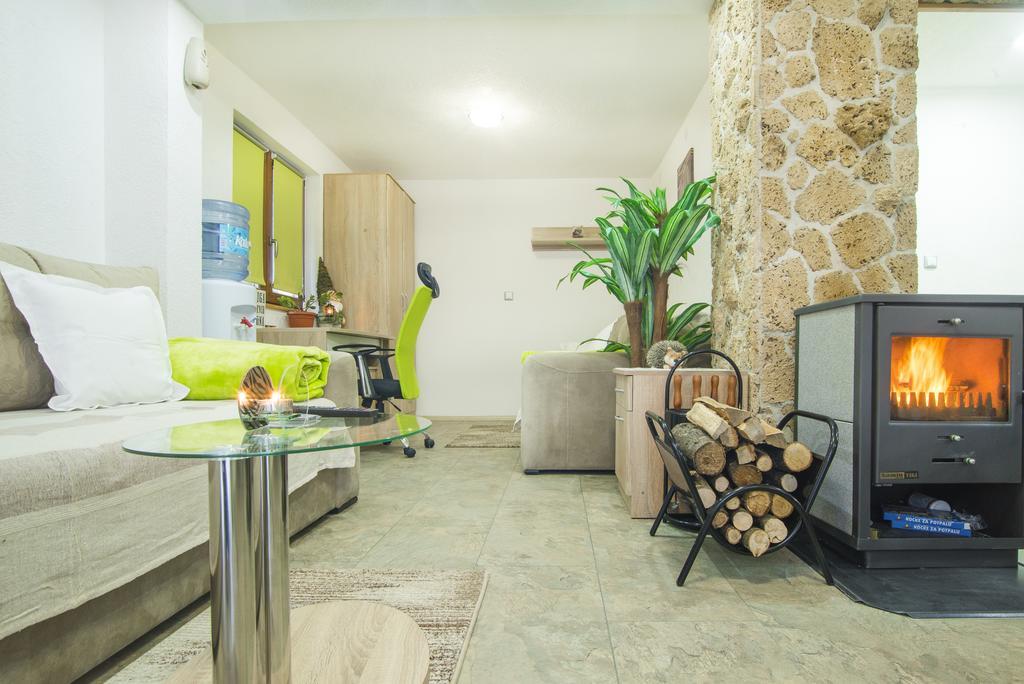 Moonriver Apartment Veljun Bagian luar foto