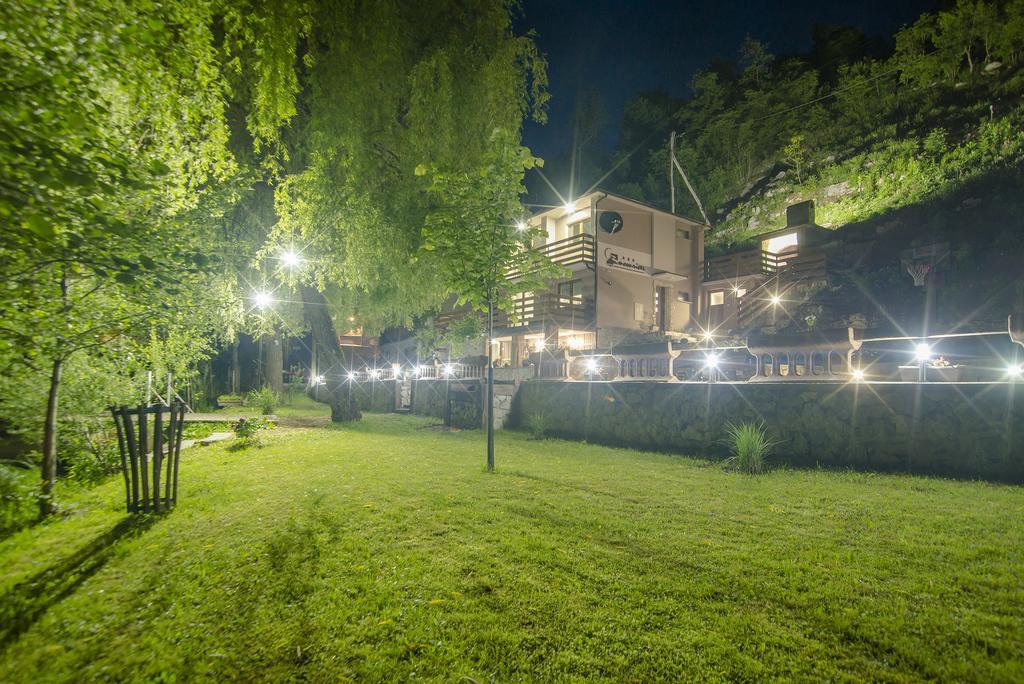 Moonriver Apartment Veljun Bagian luar foto